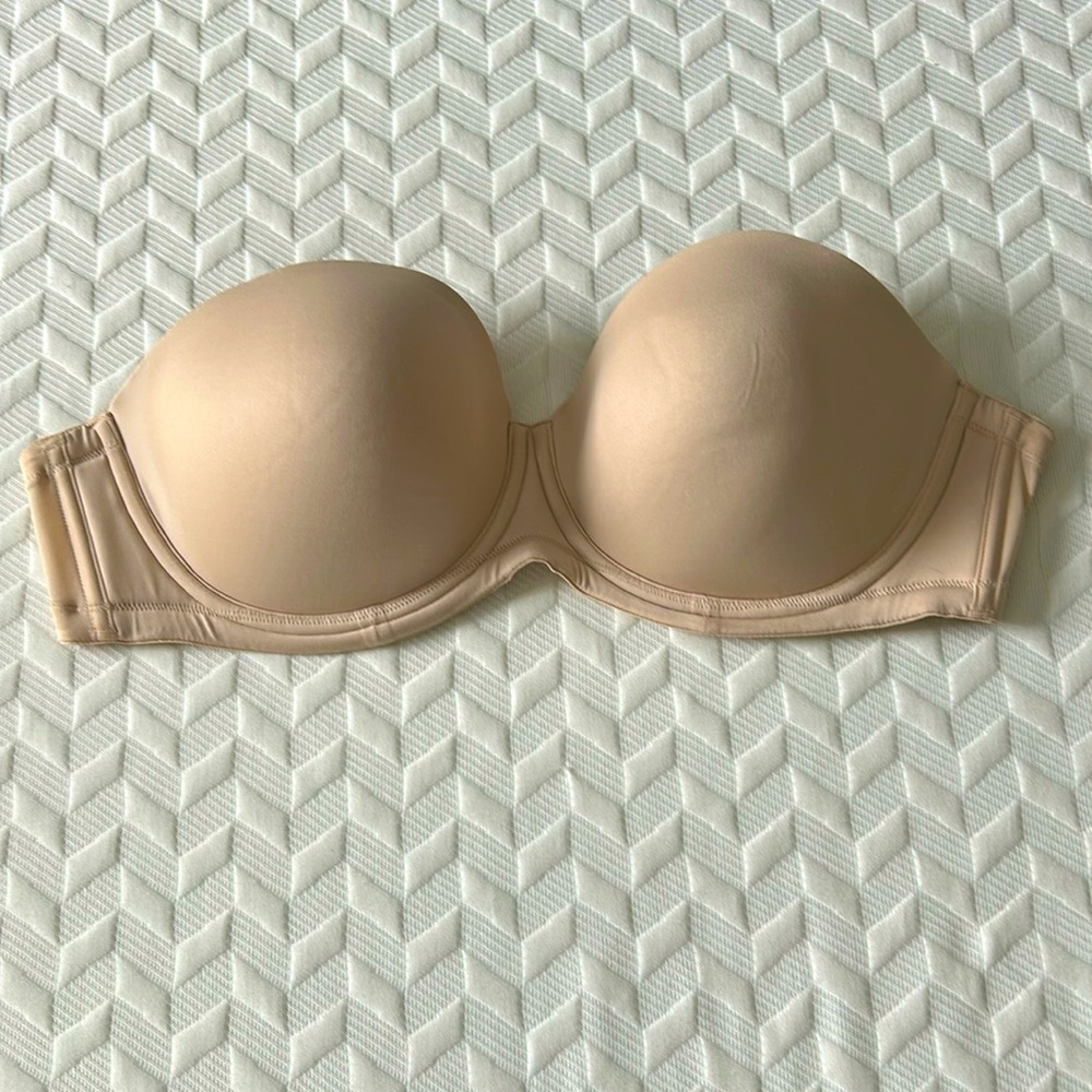 Strapless bra